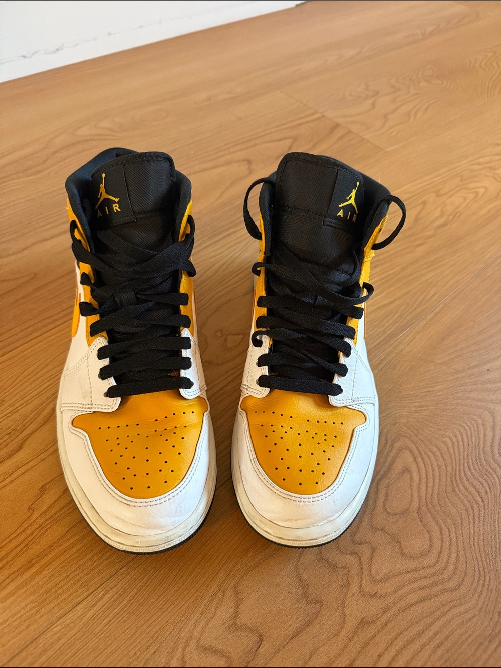 Jordan Mid Men's Sneakers - Yellow/White/Black